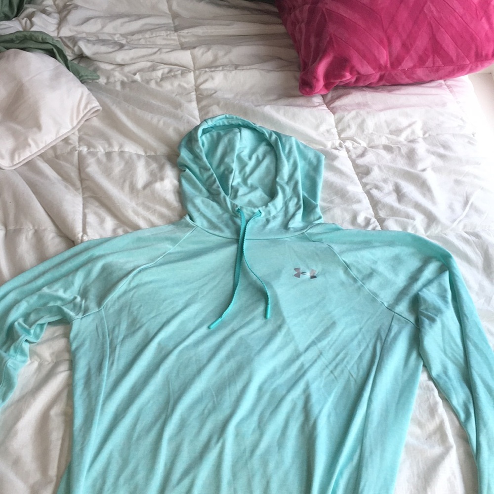 Light sweatshirt